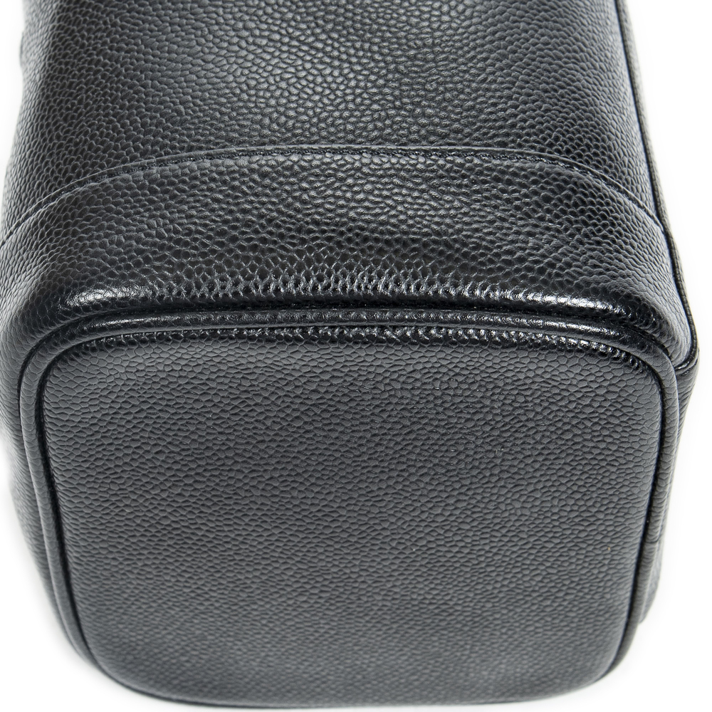 Chanel CC Tall Vanity Case - Picture 8 of 11